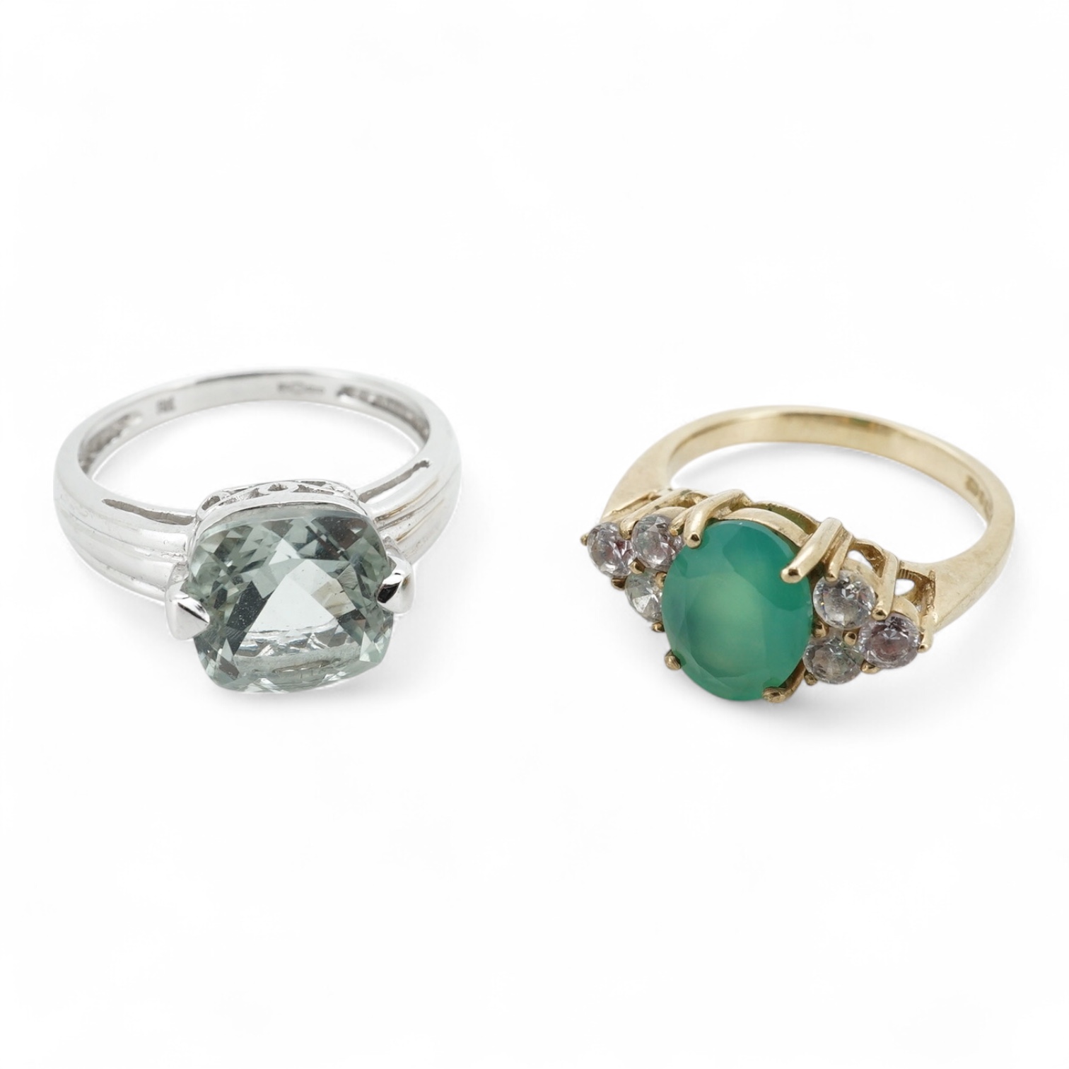 Two modern 9ct gold and gem set dress rings, including chrysoprase and simulated diamond, size J/K, gross weight 6 grams.